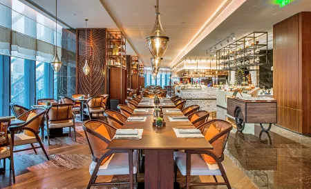 Pullman Huizhou Kaisa Отели рядом с достопримечательностью «Hejiang Attic»