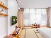 广州艺霖坊小隐陶舍住宿 - 花艺榻榻米大床房