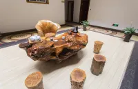 Kaiserdom Hotel (Guangzhou Baiyun Airport) - Dağ Manzaralı