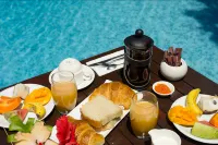 Fatumaru Lodge Hotels in Hideaway Island