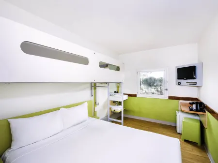 Ibis Budget Wentworthville