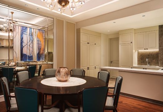 콘래드 텐진 수영장