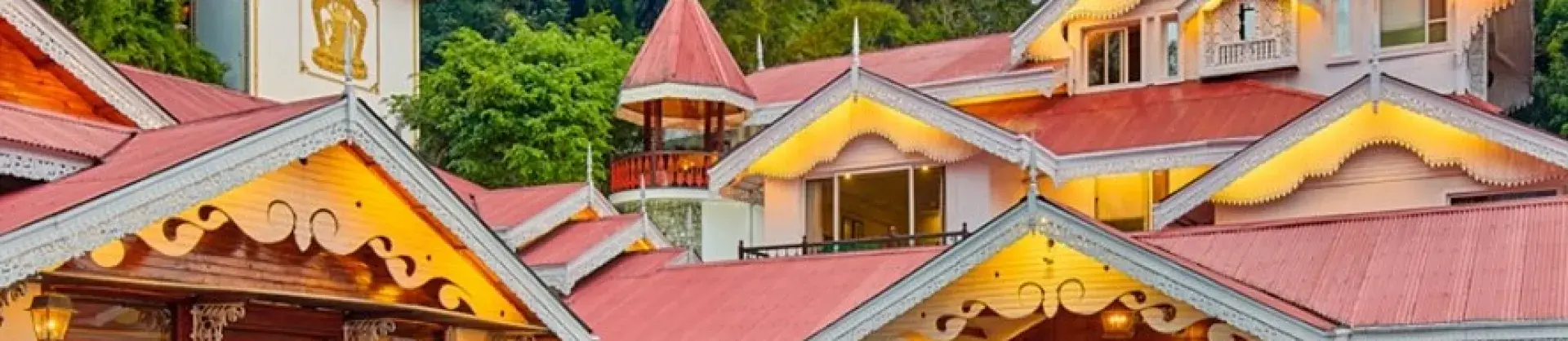 Khách sạn cao cấp