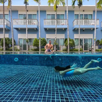 Blu Marine Hua Hin Resort and Villas Отели рядом с достопримечательностью «Вана Нава Водная джунгля Хуа Хин»