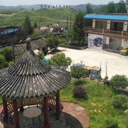 Yunding Xiang Tea Garden Resort Hotel