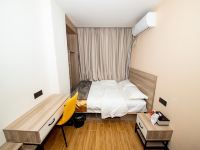 广州恰寓优品公寓 - 舒适大床房（酒店提供自助洗衣）