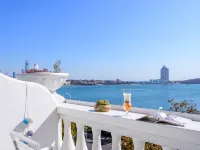 青島拾海民宿（琴嶼路海軍棧橋景區店） 青島海底世界附近的飯店
