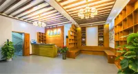 Fenghuang Hongxin Yaju Chinese Inn