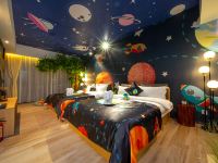 普兰斯格调度假公寓(佛山美的鹭湖店) - 太空冒险主题双床房