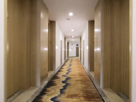 Jing Yue Hotel Отели в г. Цинюань