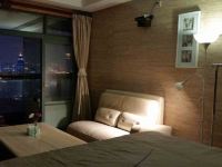 上海滩景公寓(12号店) - 家庭影院一室大床房