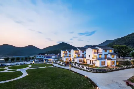 Xiangshan Shuidiaoge Homestay Отели в г. Сяншань