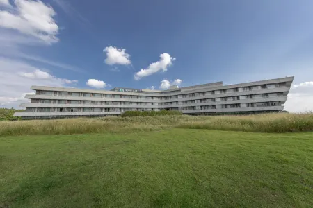 Hidden Cliff Hotel and Nature