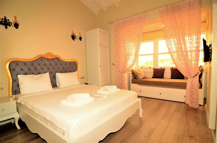 Alacati Grand Eldoris Otel (Grand Alacati Boutique Hotel)