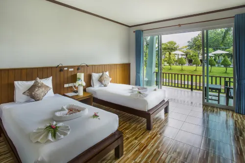 Khaolak Mountain View Resort Hotels in Kapong