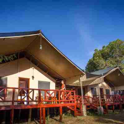 Mara Leisure Camp Hotel Exterior