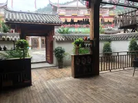 Longli Wolong Inn