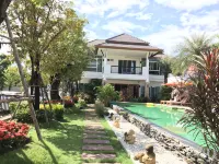 Amy's Chiangmai Villa with Swimming Pool