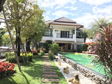 รูปภาพของAmy's Chiangmai Villa with Swimming Pool