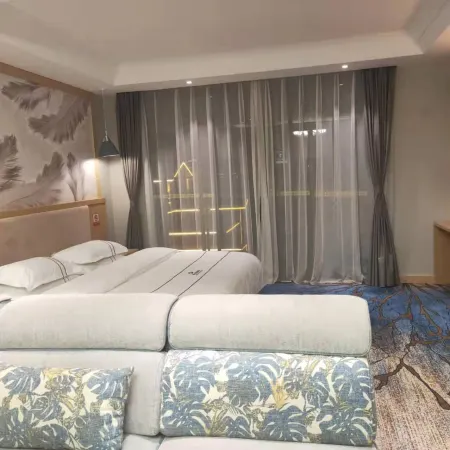 Lushui Qingjiang Garden Hotel