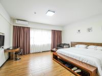 湛江滨海度假公寓 - 高级大床房