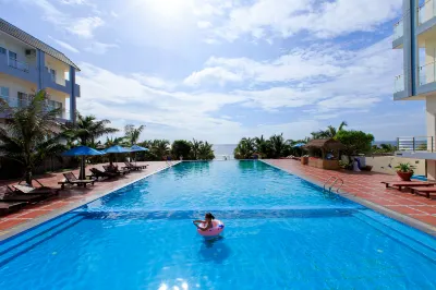 Farosea Hotels and Resorts Hotels near Gold Rock Beach Travel Park