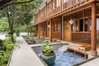 Mount Qingcheng Yunyin · Qingcheng Homestay - Infinity Pools