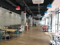 180 Degree Seaview Apartment Hotel