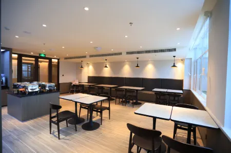 HanTing Hotel (Hunchun Railway Station)