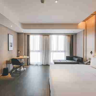 湛江人民大道鼎盛廣場亞朵飯店 Rooms