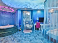 金地尚品主题酒店(北京良乡大学城店) - 海底世界双人浴缸房