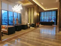 LUXURY BLUE HORIZON Grand Hotel (Xining High-Speed Railway Station)