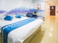 雅蓝海岸影院主题公寓(日照万平口店) - 舒适一室大床房