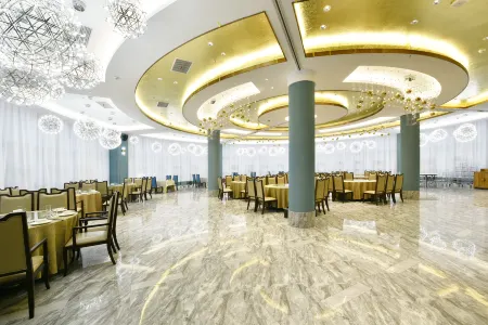 Juntong Hotel Отели рядом с достопримечательностью «Piyanghu Park»