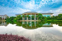 Evergrande Hotel Nan Chang Отели рядом с достопримечательностью «Колледж информационных приложений Цзянси (Колледж Ван Тонг)»
