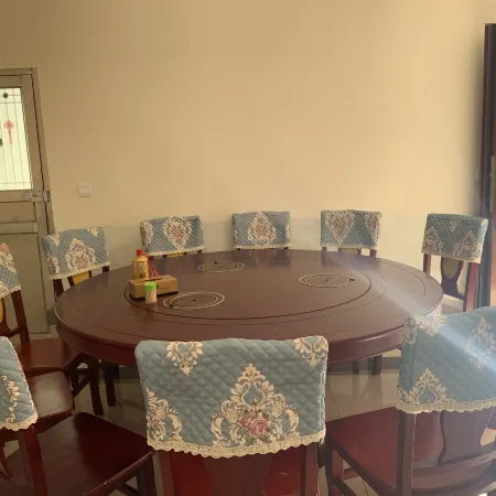 Changyang Junqishanju Farm Stay