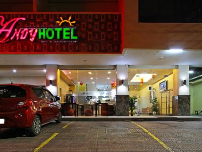 Andy Hotel