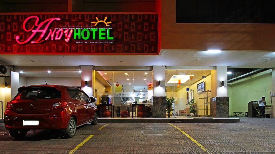 Andy Hotel