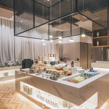 Atour Hotel (Dingsheng Plaza, Renmin Avenue)