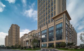 Hangzhou Linpu Maison New Century Hotel