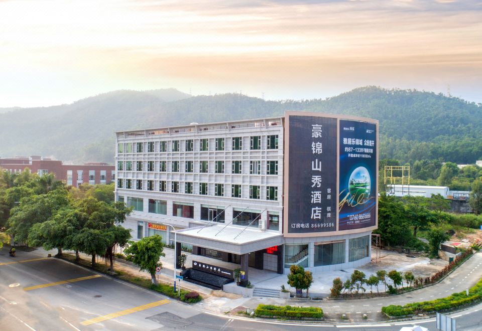 hotel overview picture