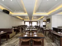 Vienna Hotel (Gongzhuling High-speed Railway Station) Hotels in Gongzhuling