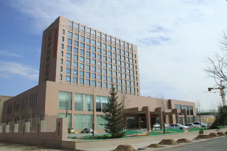 Wanhao Kaiyue International Hotel Отели рядом с достопримечательностью «Yingxian Wooden Pagoda»