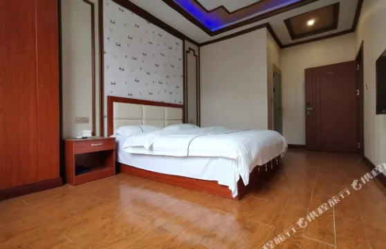 貴定陳明忠酒店