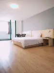 7Days Inn Chain Hotel (Wuzhou High-Speed Rail South Station) - balcony