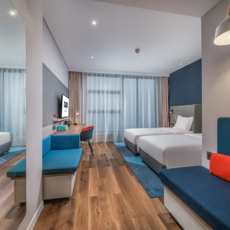 Holiday Inn Express KAIFENG CITY CENTER by IHG