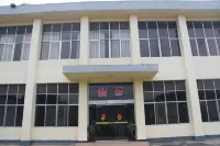 Rongjun Rehabilitation Center Hotels in Lianghe