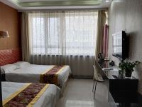 天顺八酒店(北京鲁谷台湾街店) - 舒适高级双床房