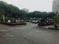 全季酒店(自贡店) - 停车场