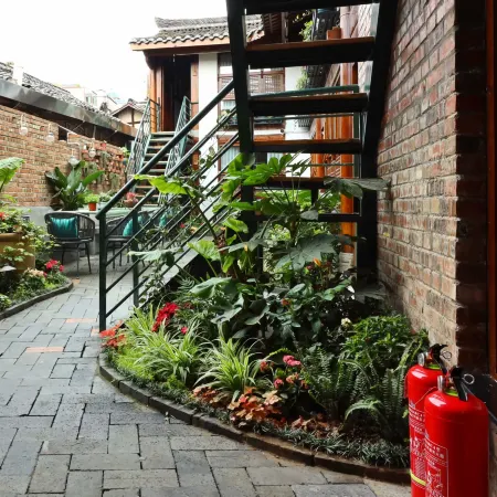 Floral Hotal · Yiru Chujian hotel